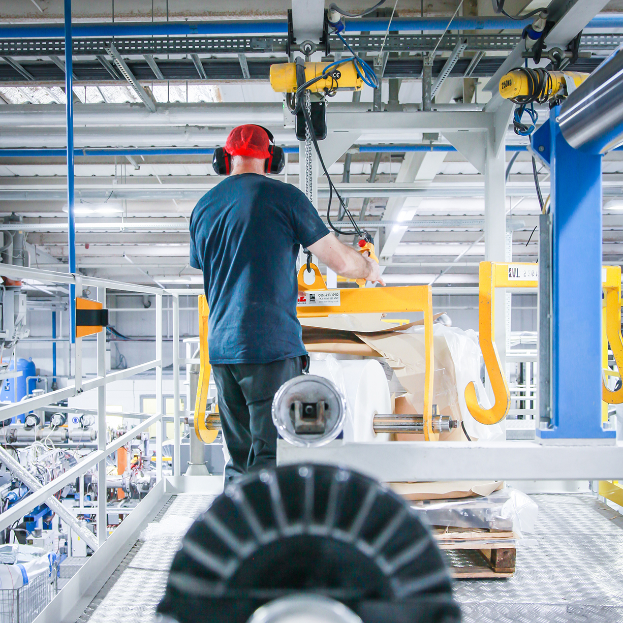 Simply Finance Sectors Manufacturing Large