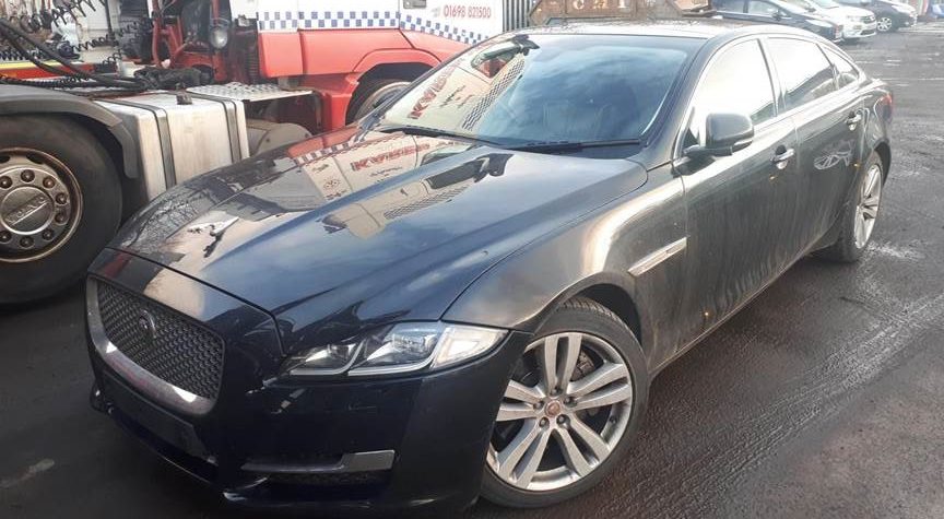 2016 Jaguar Funeral Limousine - Simply