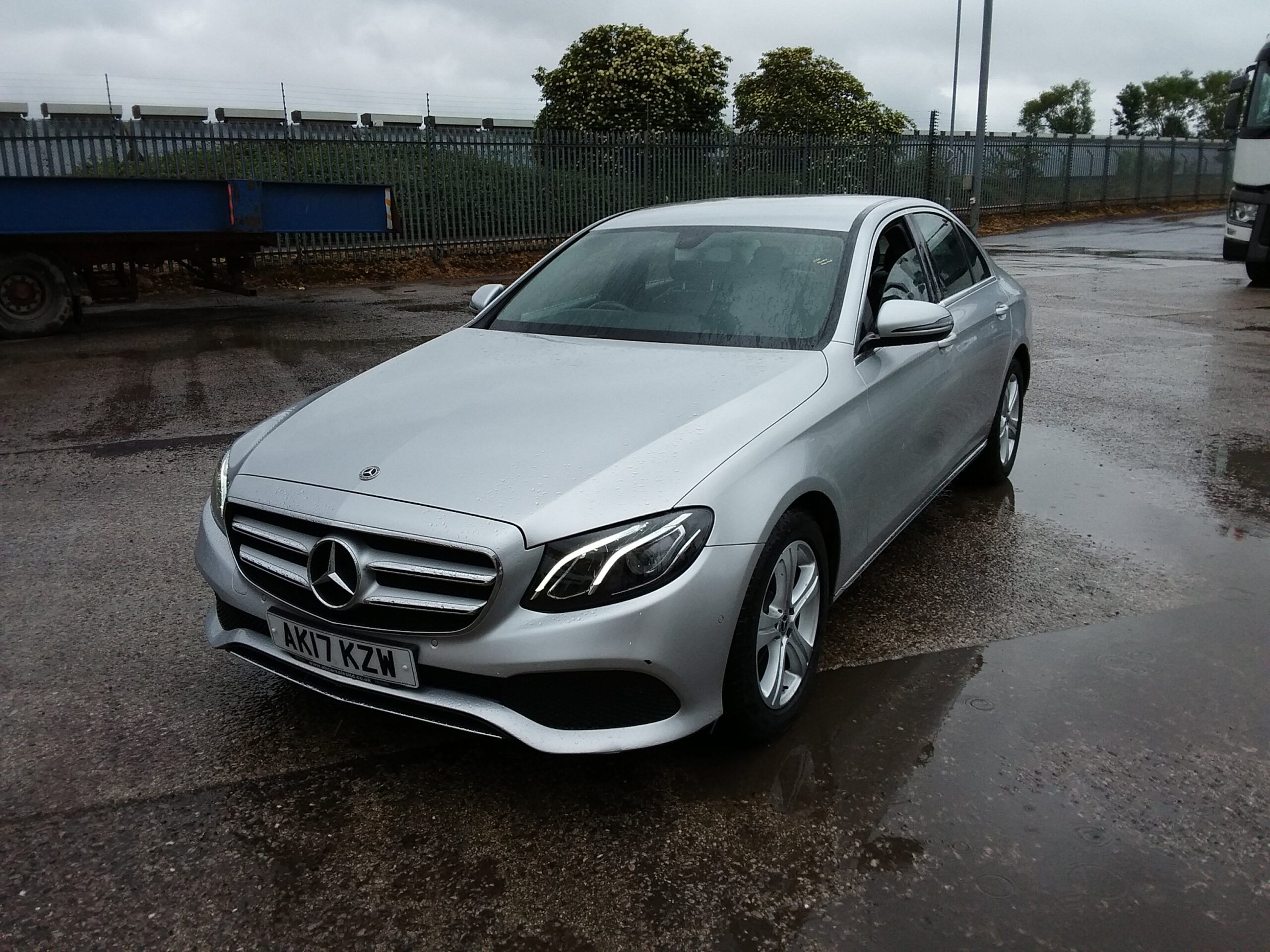 Mercedes Benz E 220 D SE Auto - Simply