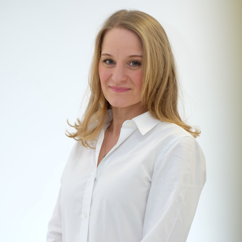 Simply In The Loop (3)