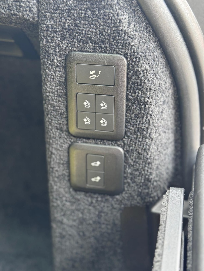 2021 Black Range Rover Autobiography Lwb 11