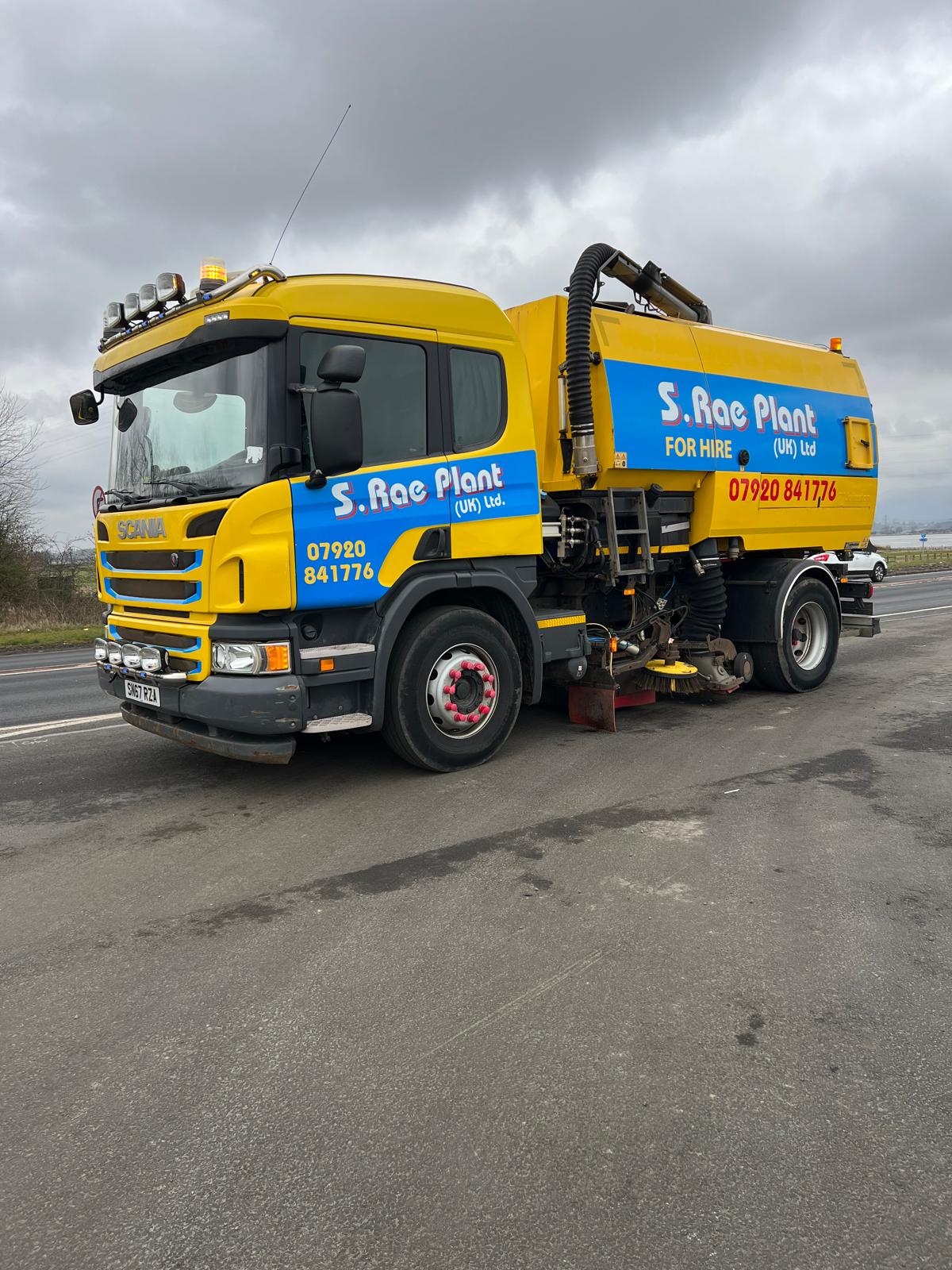 10298aab 2a74 43a1 B4c6 E7c8a7332e00