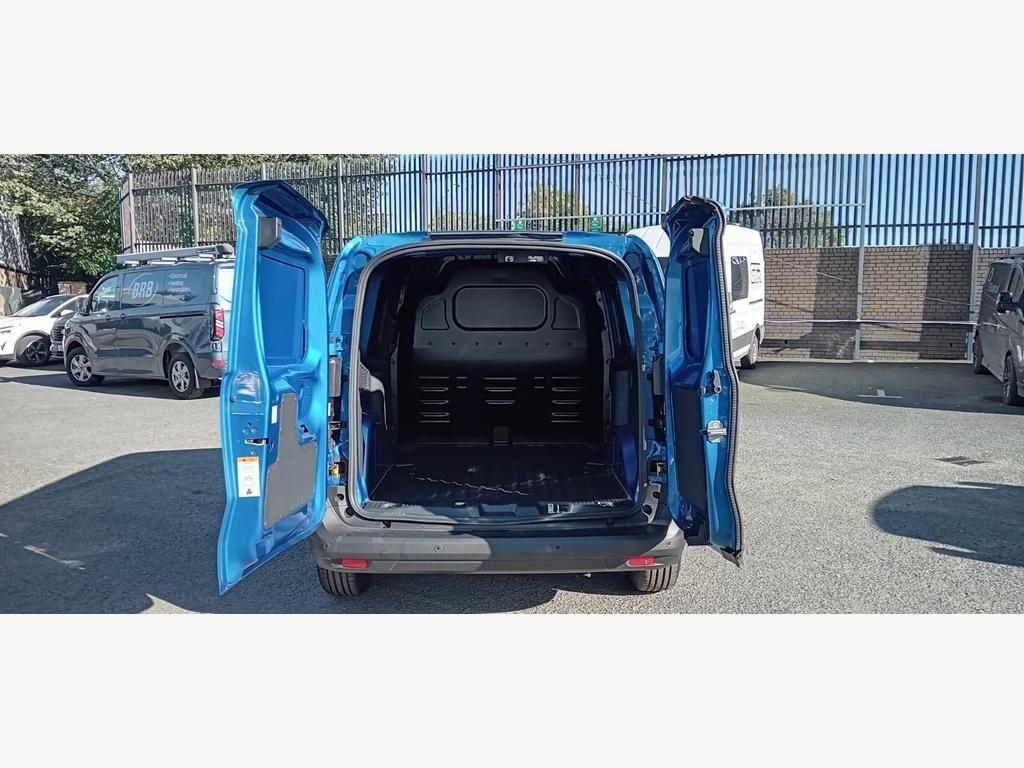 Transit Courier Loadspace