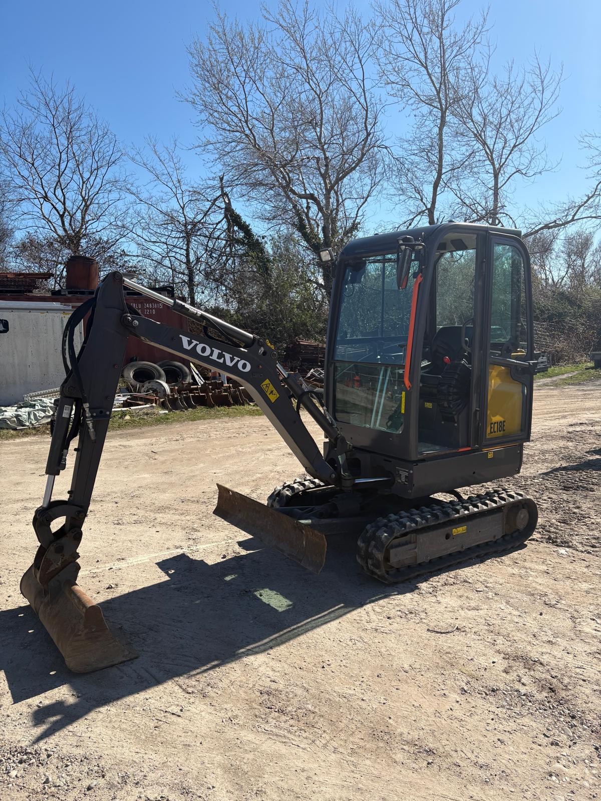 1be48666 D50e 4021 Afda Da51ea2c107f