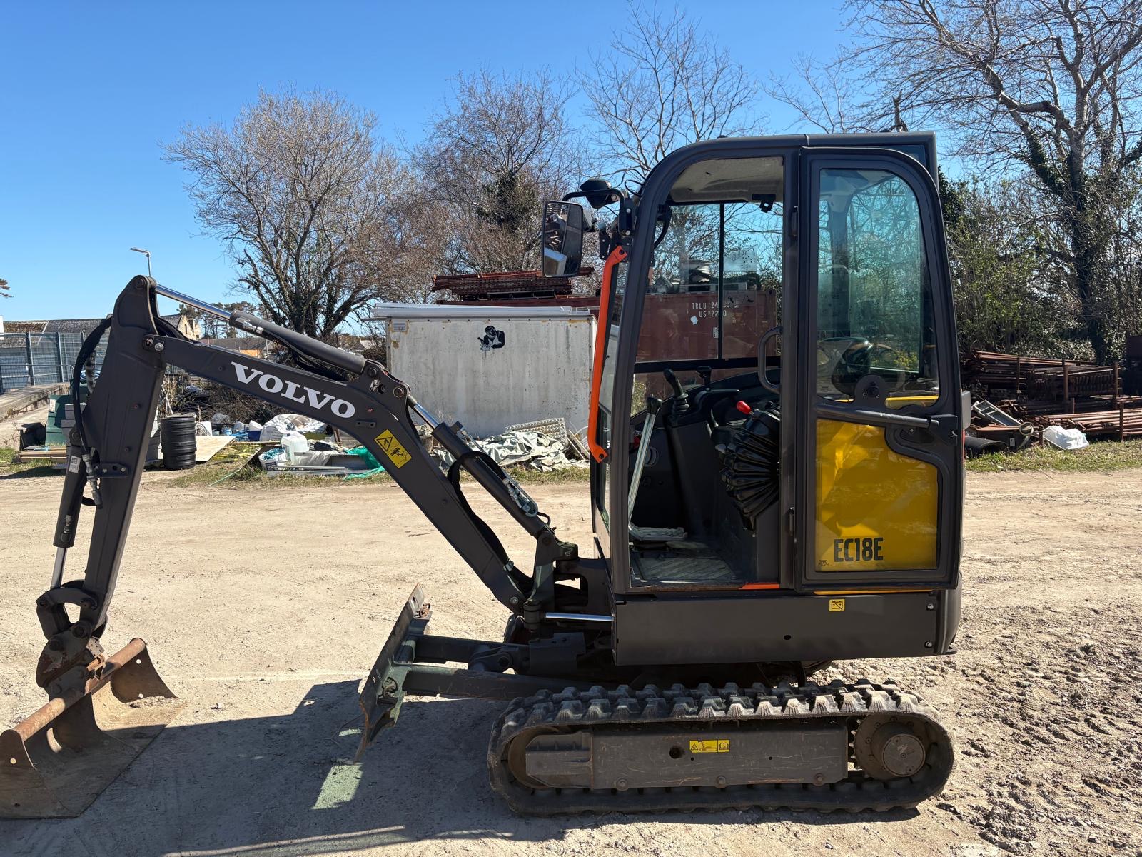 6efabbf3 B3fd 4115 Afab Ba05338ff6bb