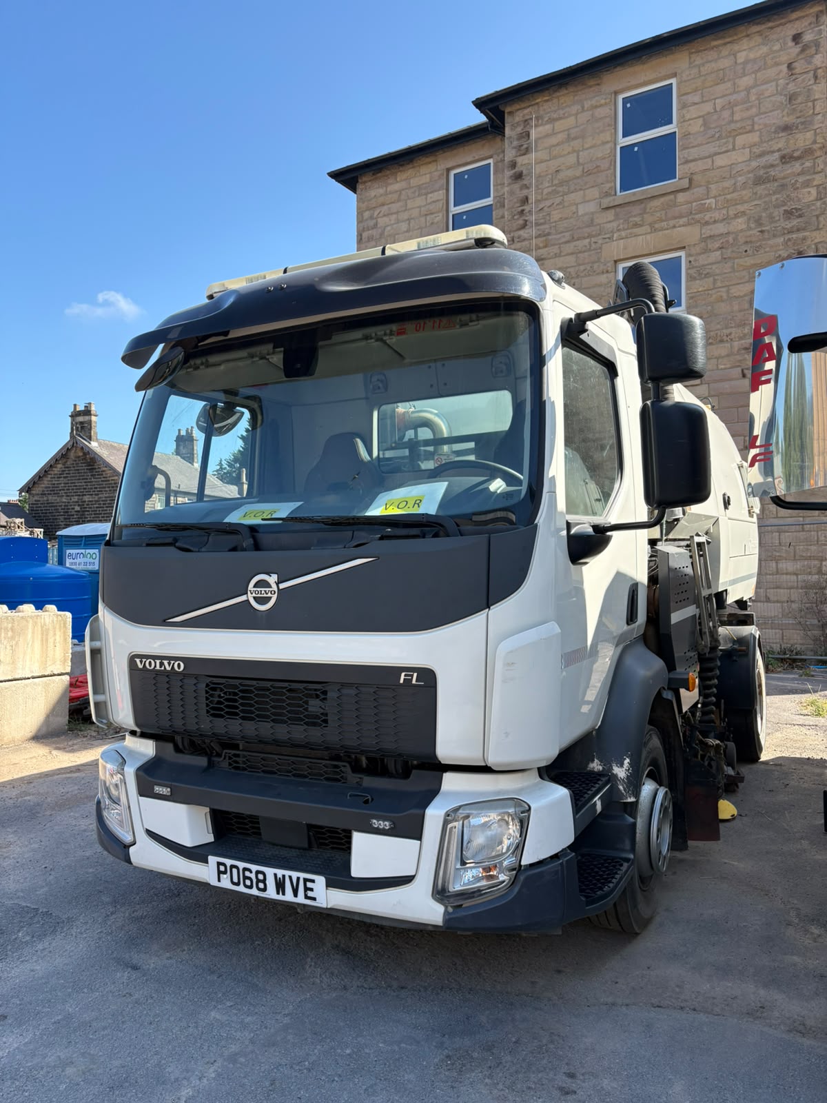 Volvo Front