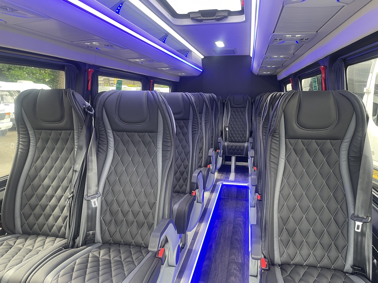 Mercedes Sprinter Minibus Diesel 3a347fa7b465