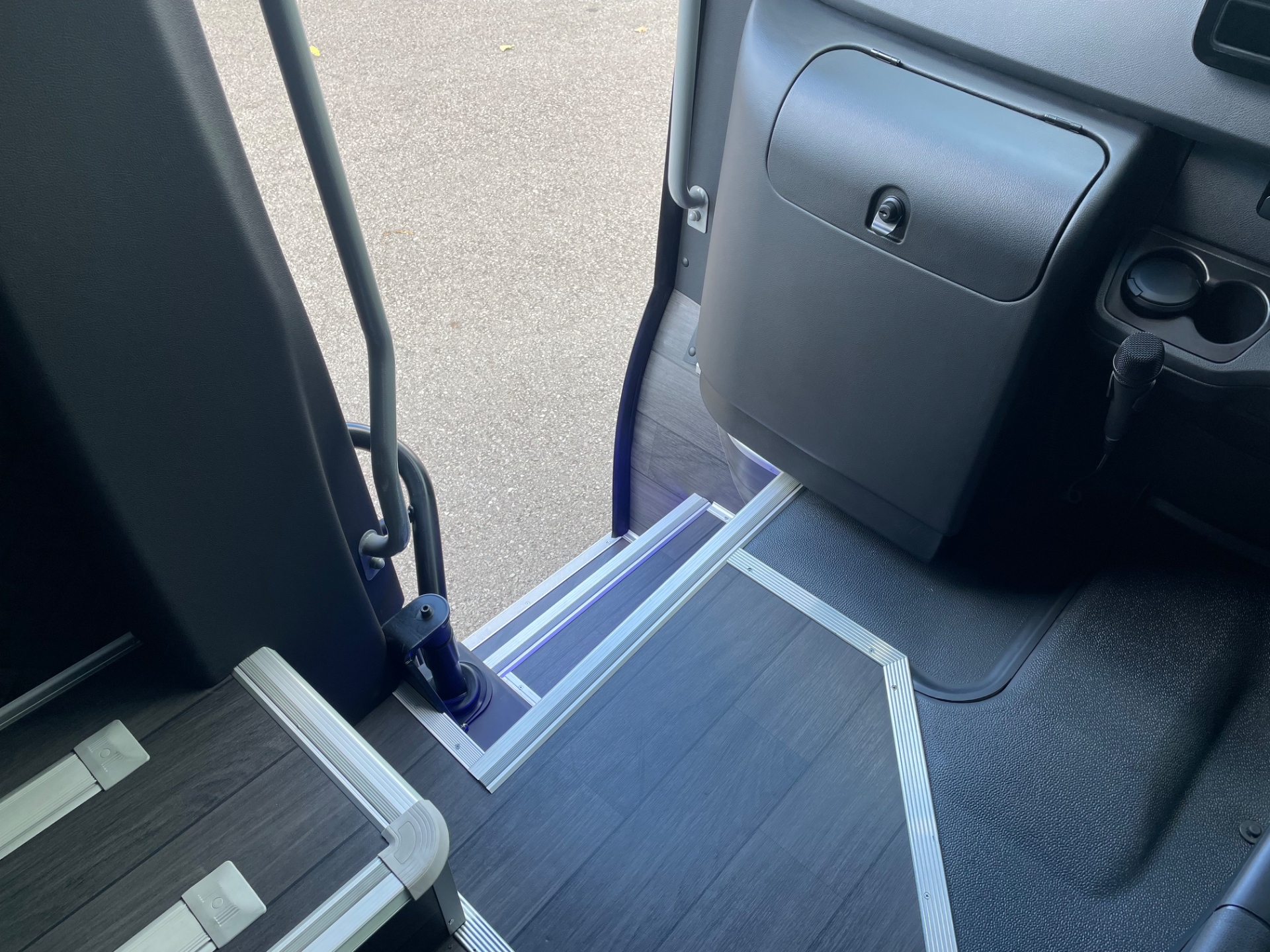 Mercedes Sprinter Minibus Diesel 817b632054a5