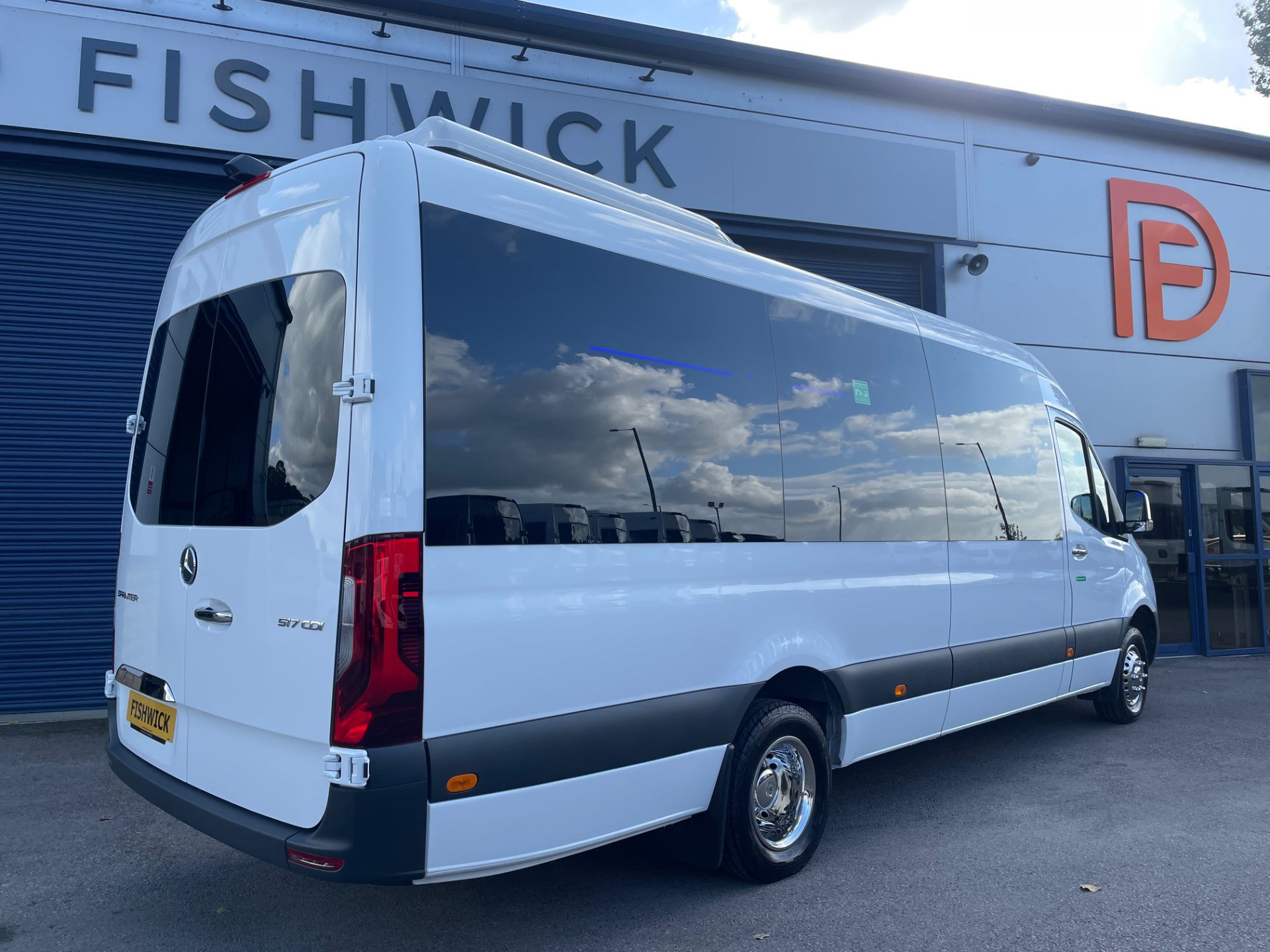 Mercedes Sprinter Minibus Diesel Ed2b92d05bd3