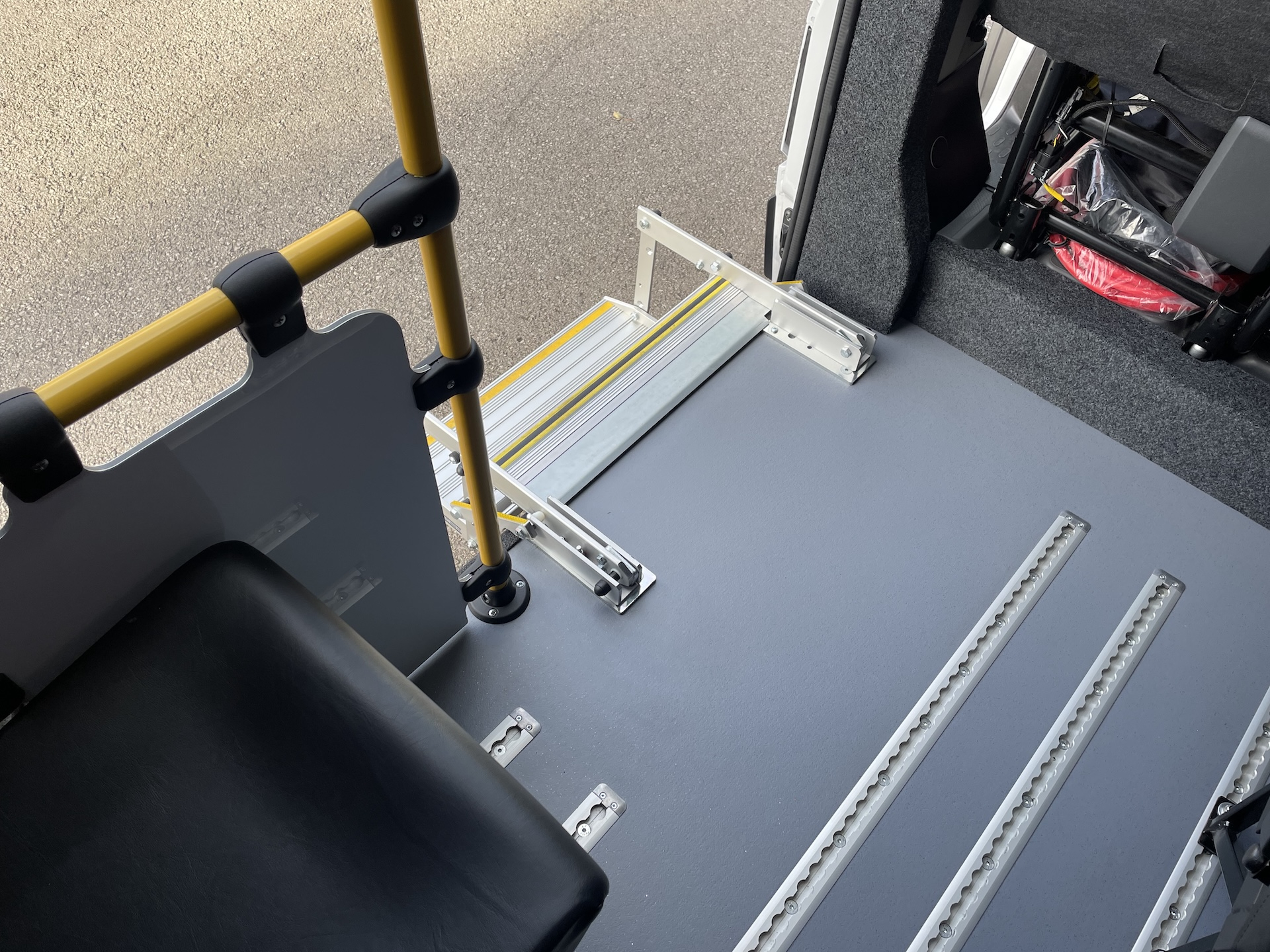 Vauxhall Movano Minibus Electric Cbf6cb3bcffd